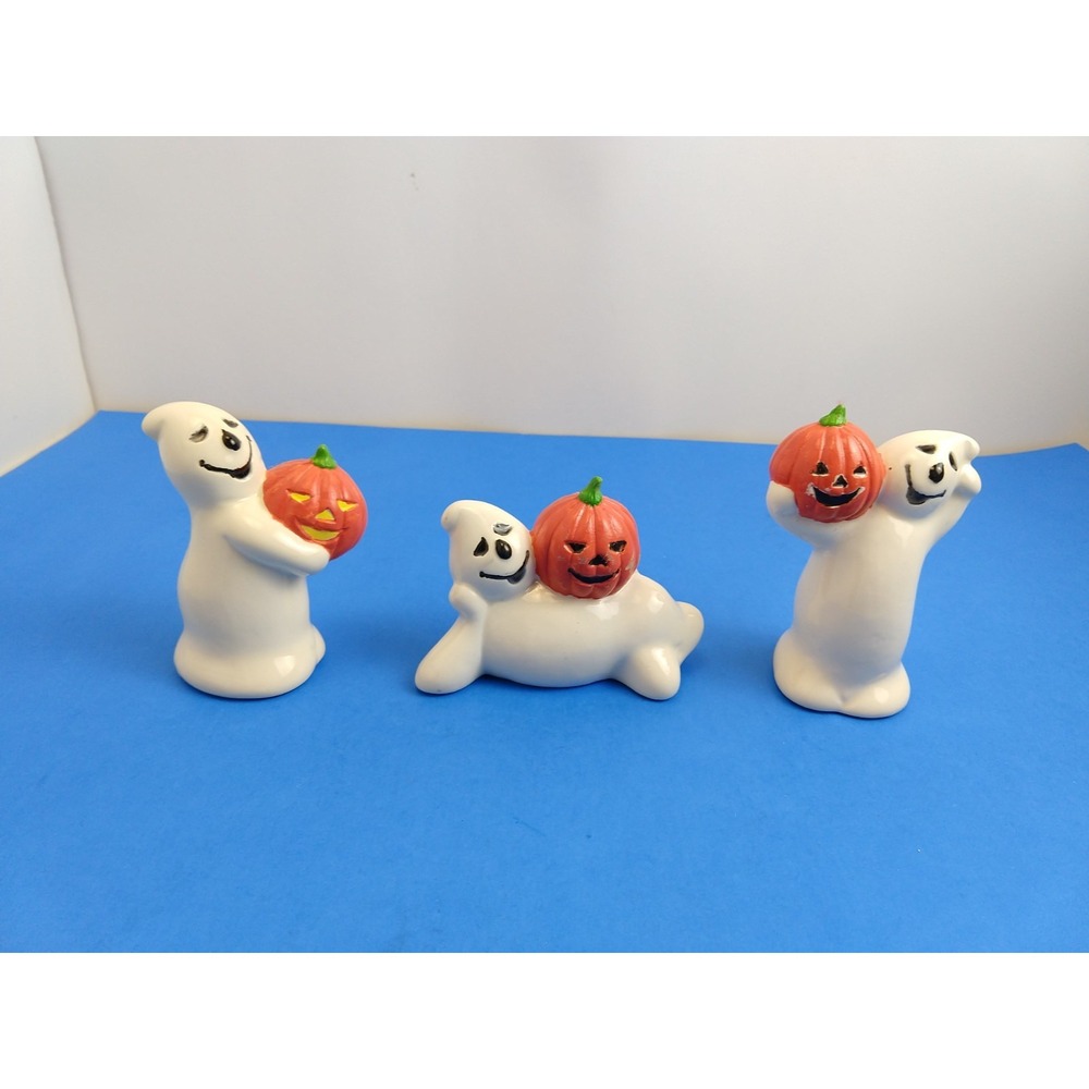 Set of 3 Halloween Ghosts Holding Pumpkins Ceramic Figures 4.5" Hand Painted